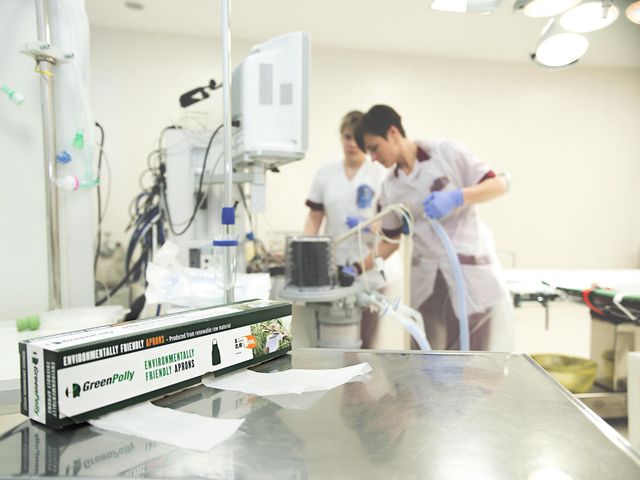 Engångsförkläde GrPolly 800x1250mm 50/rl